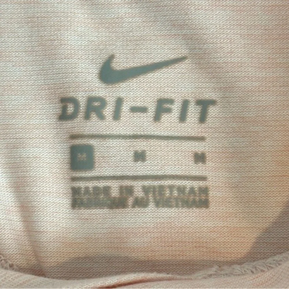 Nike Dri-fit Light Pink Long Sleeve Lightweight Hoodie M